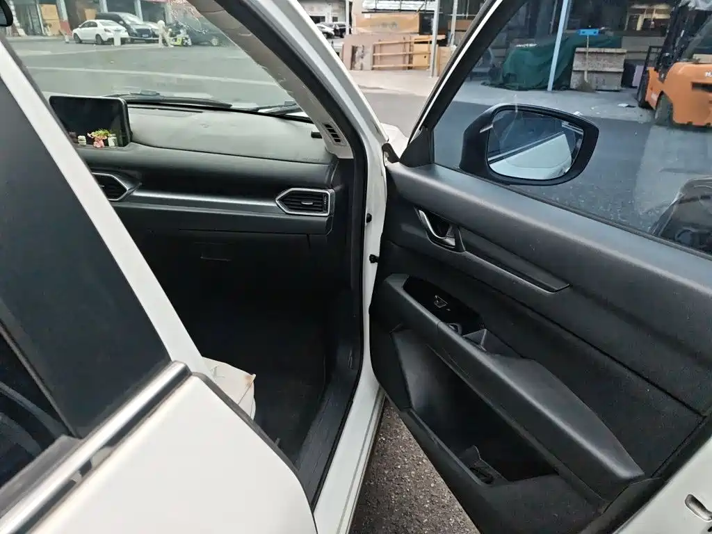 Фото 20 - Mazda CX-5