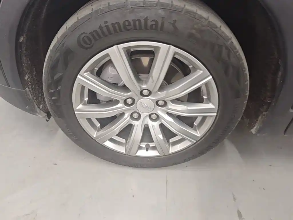 Cadillac XT4 2023 2023 Model Year 28T Two-Wheel Drive Luxury Model