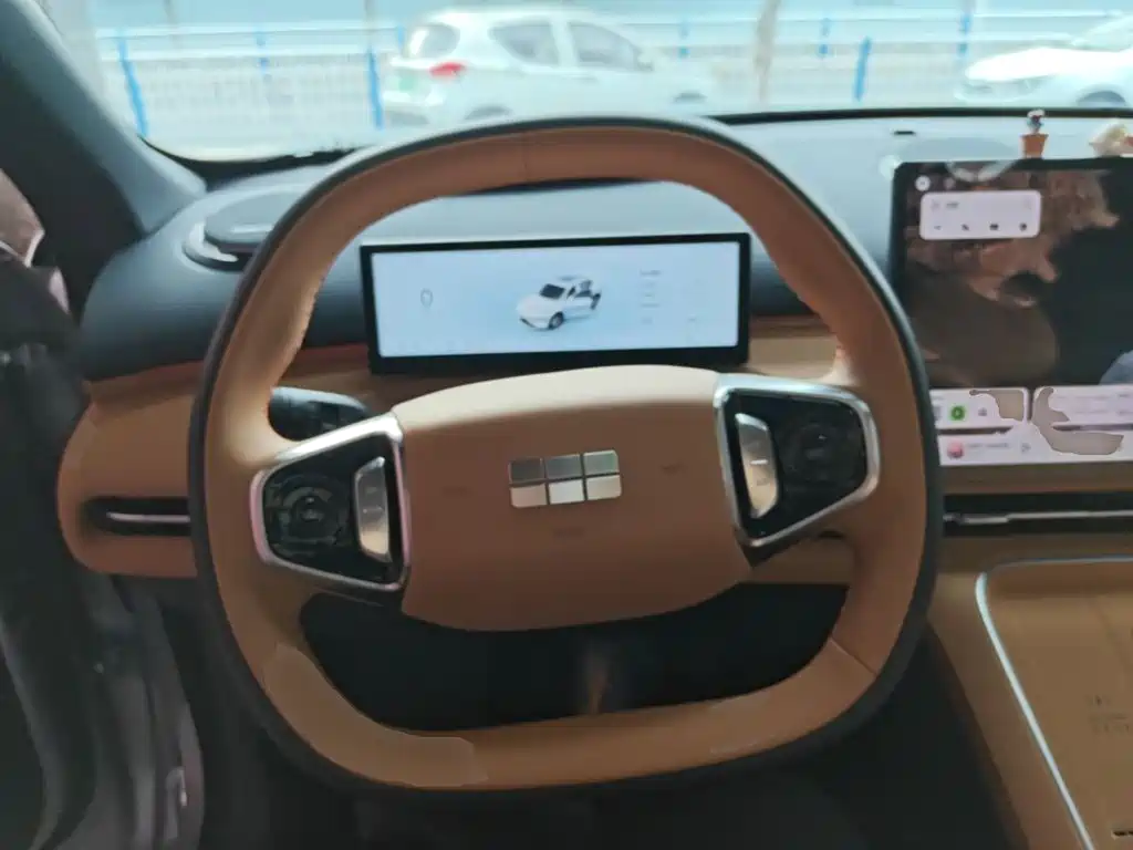 Geely Galaxy Galaxy Starship 7 EM-i 2025 2025 120km Navigation Edition
