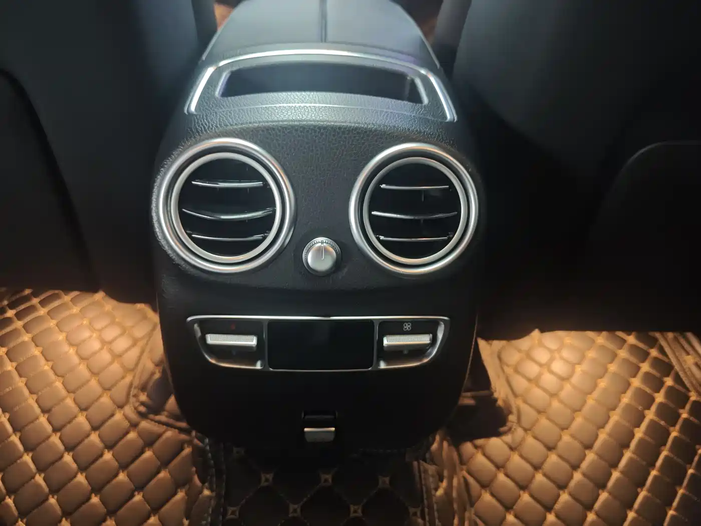Mercedes-Benz GLC 2020 Facelift GLC 260 L 4MATIC Luxury фото 7