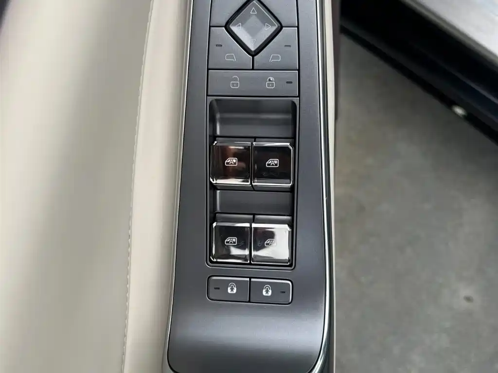 Denza Z9GT 2024 Model 1100 AWD Max Edition фото 10