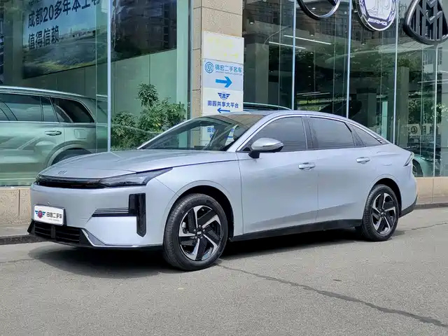  Geely Galaxy Galaxy L6 2025 EM-i 140km Explorer+ Edition