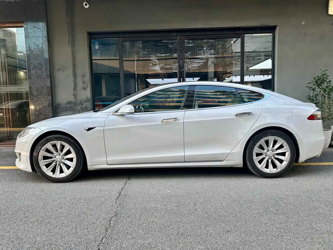 Tesla Model S 2018 2017 Model S 100D Long Range