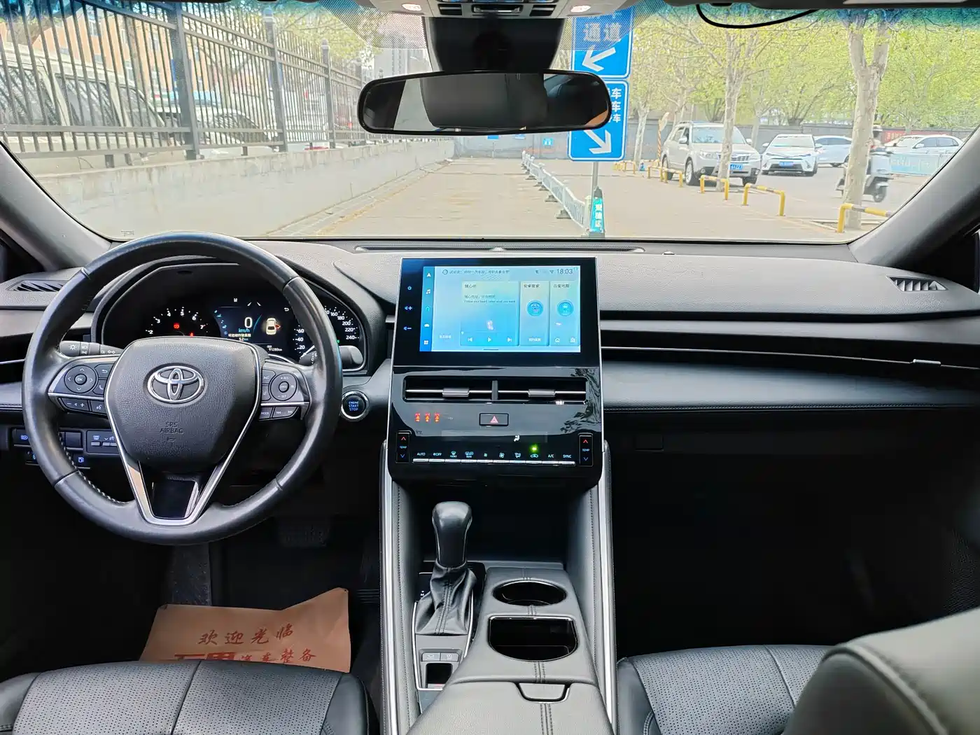 Toyota Avalon 2023 2.0L Luxury Edition фото 8