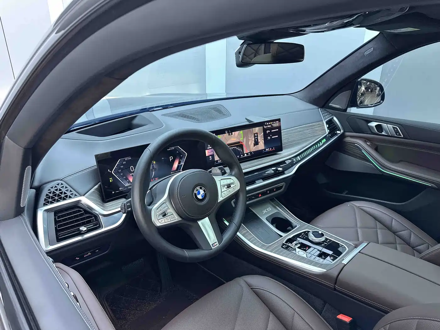 BMW X5 2023 xDrive 40Li M Sport Black Night Package фото 4