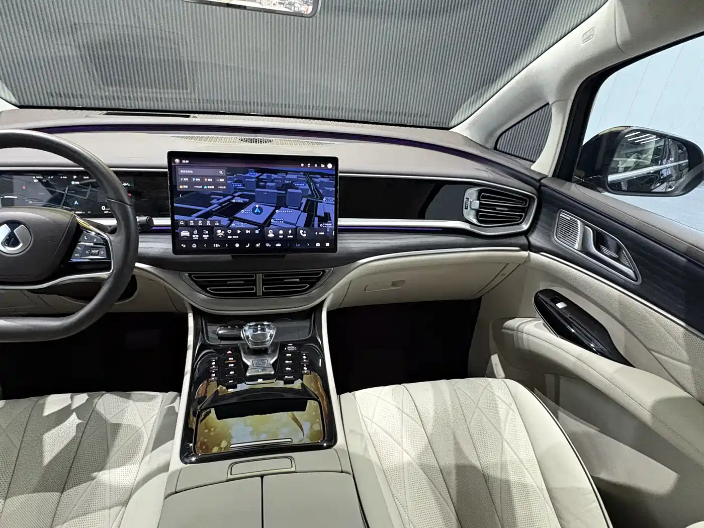 Denza D9 2025 2024 DM-i 980 AWD Flagship