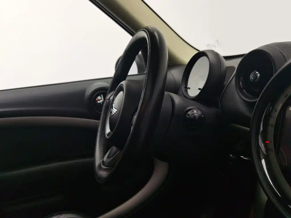 Photo 22 - MINI COUNTRYMAN