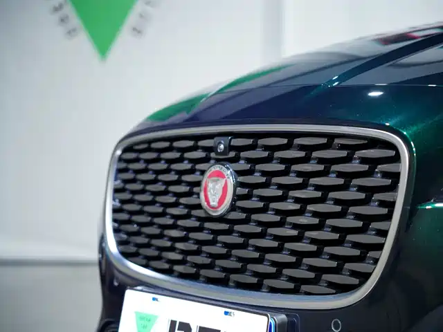 Jaguar XFL 2025 2.0T P250 FWD Luxury Edition — фото 5