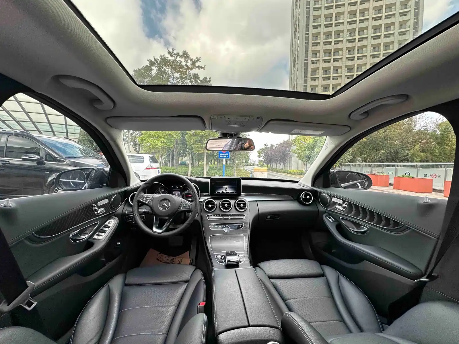 Фото 5 - Mercedes-Benz C-Class