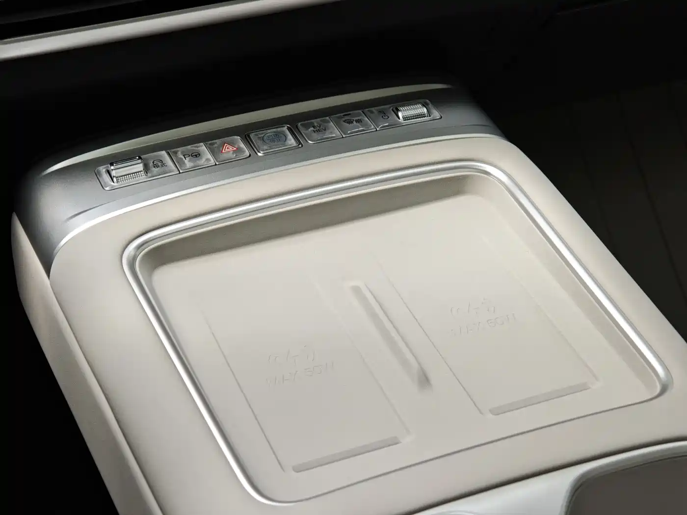 Fang Cheng Bao Titanium 7 2025 2025 AWD Base Model