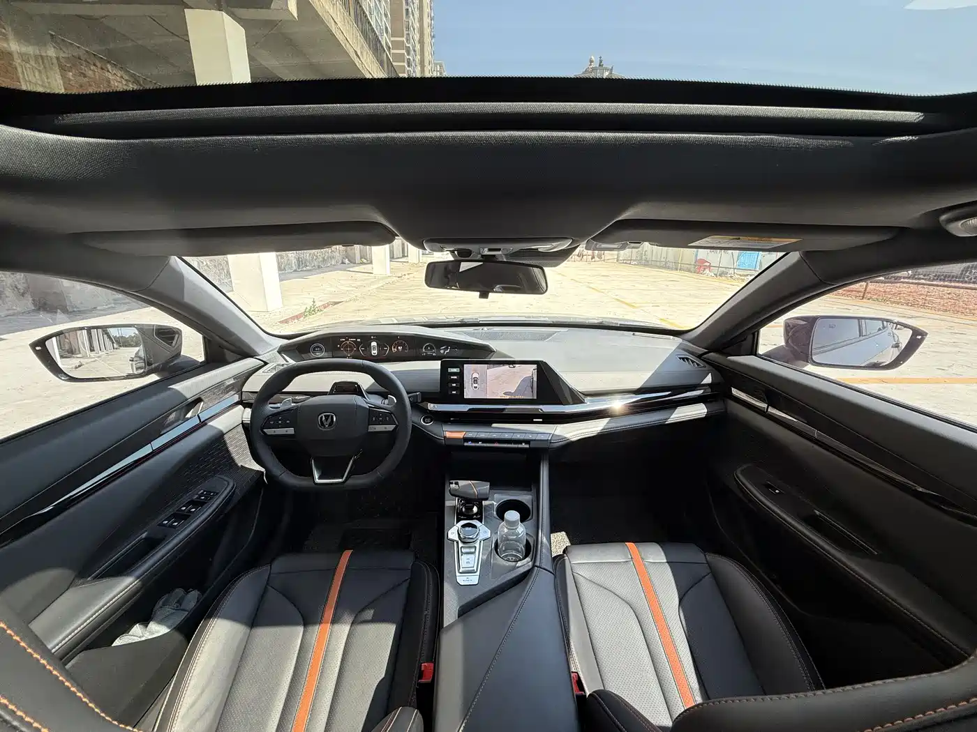 CHANGAN UNI-V