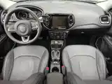 Фото 16 - Jeep Compass