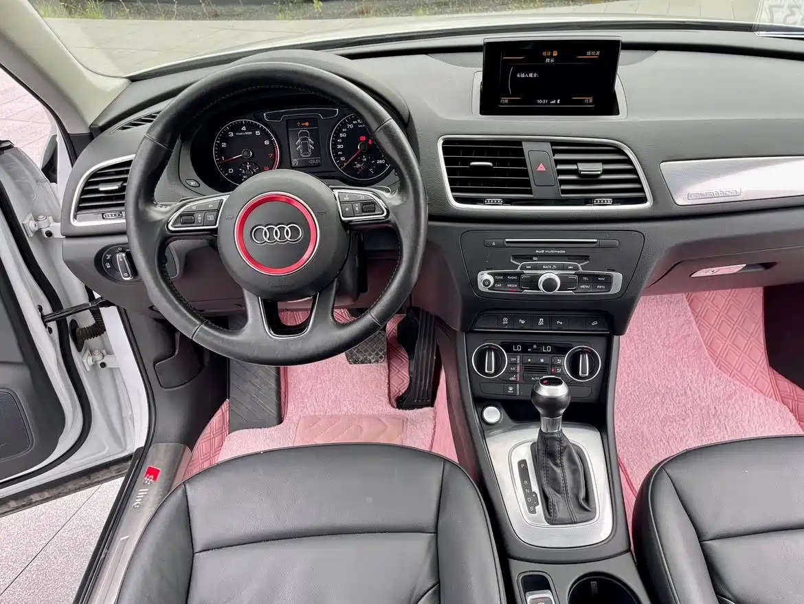 Audi Q3 2016 35 TFSI quattro All-Wheel Drive Fashion Edition фото 8