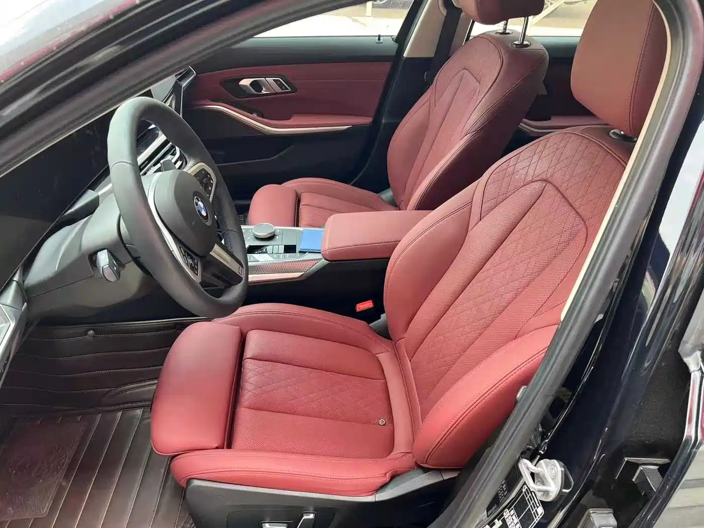 BMW 3 Series 2024 325Li M Sport Shadowline Package фото 7