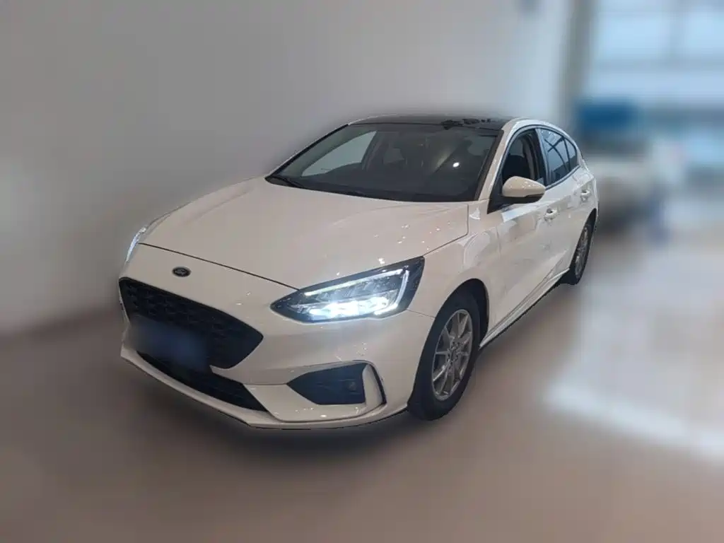 Ford Focus 2022 2021 Hatchback EcoBoost 180 Auto Trend