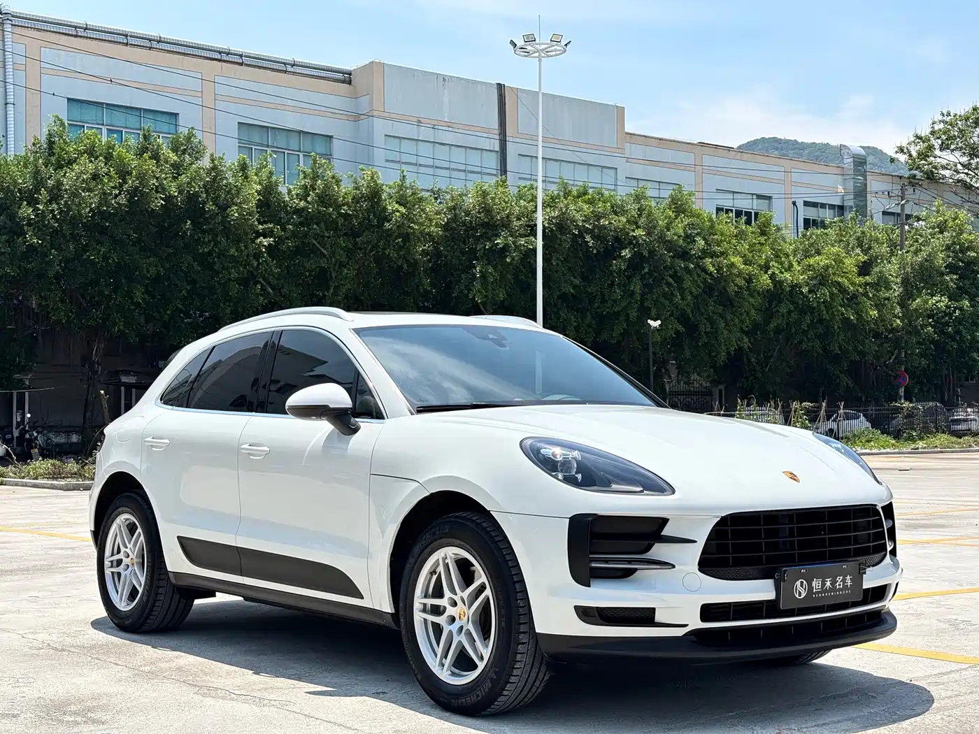 Porsche Macan 2021 Macan 2.0T фото 3