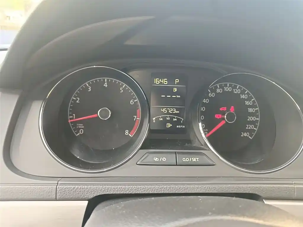 Volkswagen Lavida 2019 Lavida Start 1.5L Auto Comfort (China VI) фото 12