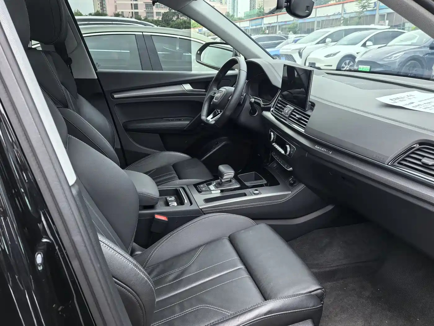 Audi Q5L 2022 40T Luxury Dynamic фото 8
