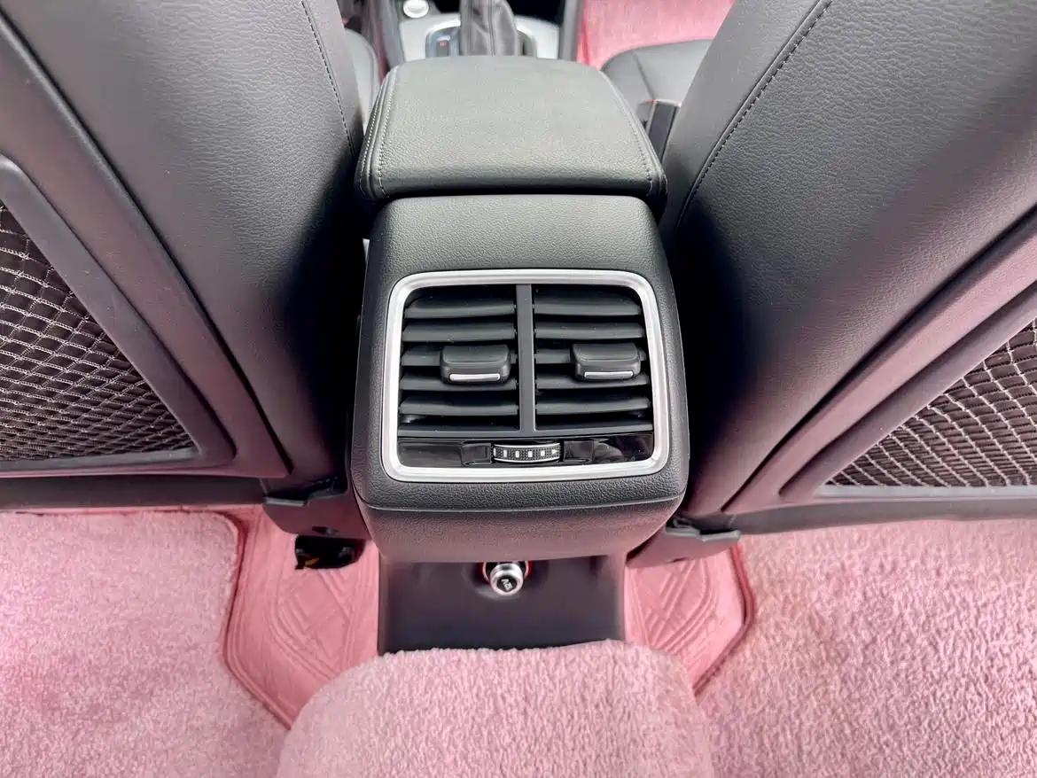 Audi Q3 2016 35 TFSI quattro All-Wheel Drive Fashion Edition фото 10