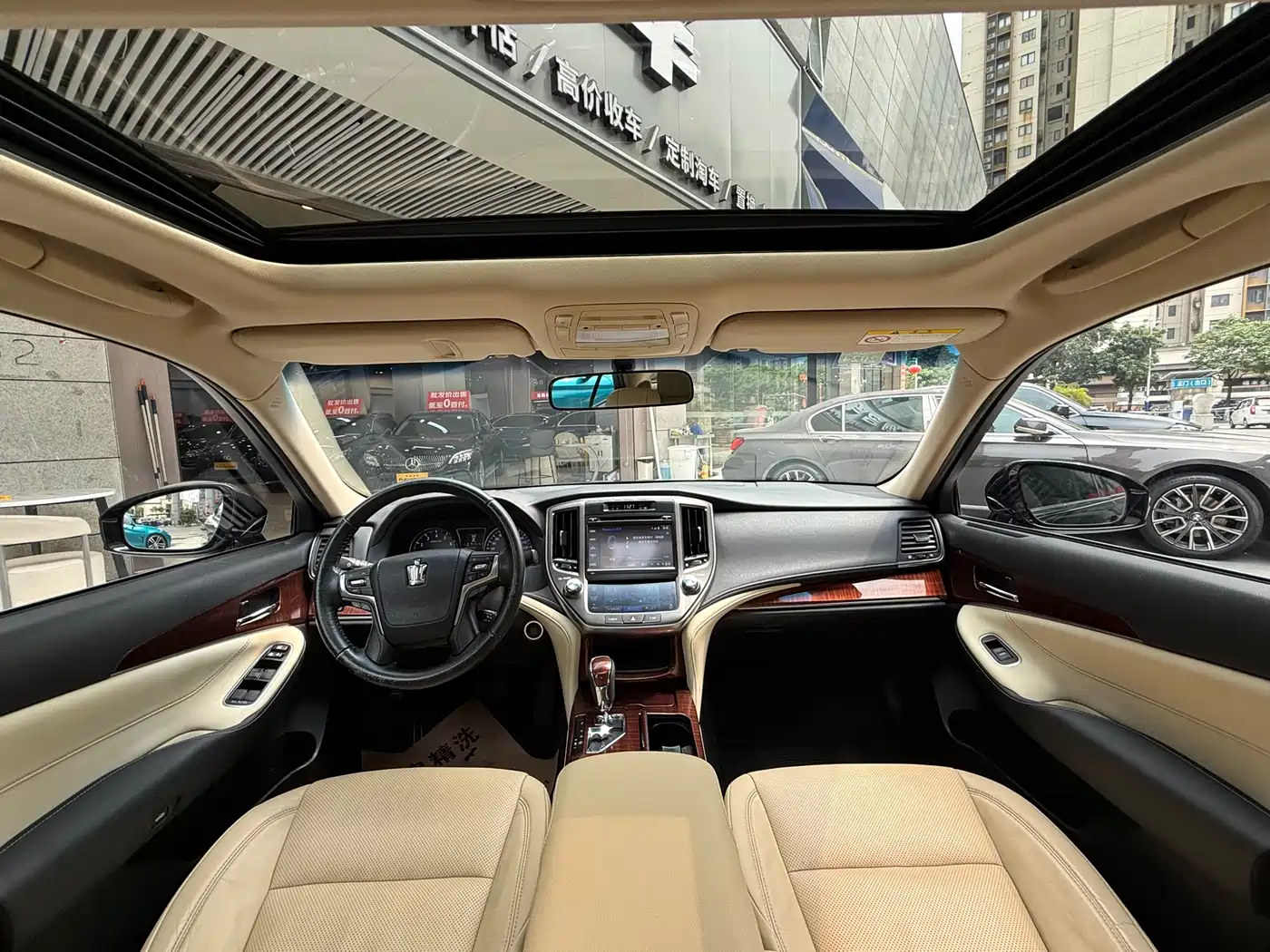 Toyota Crown 2015 2.0T Fashion фото 15