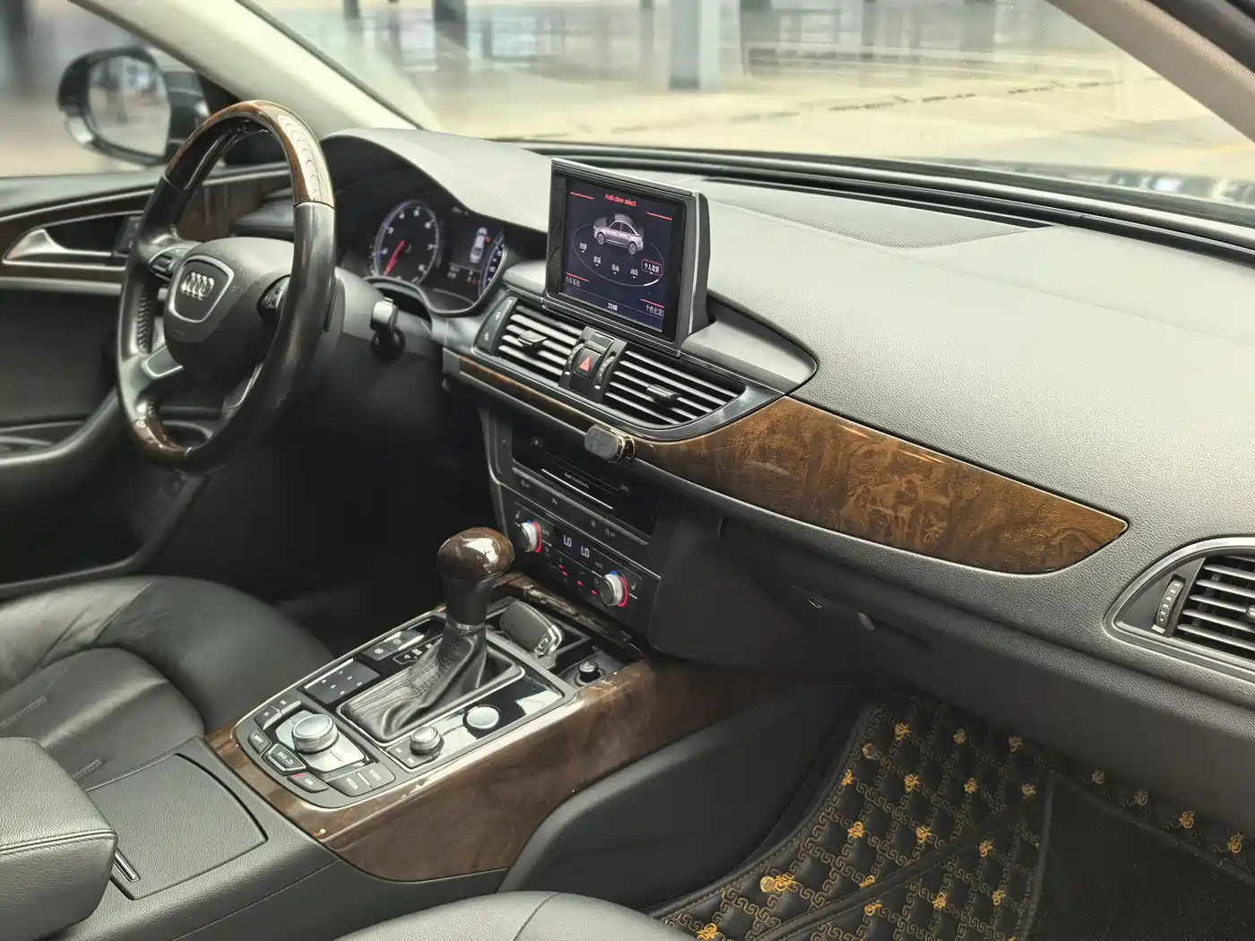 Audi A6L 2012 TFSI Comfort фото 5