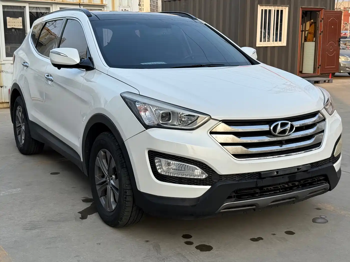 Hyundai Santa Fe 2013 Facelift 2.4L Automatic 4WD Smart фото 3
