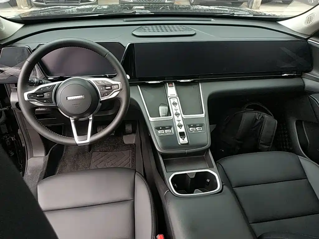 Haval Xiaolong MAX 2023 1.5L Hi4 105 4WD Pilot Edition фото 10