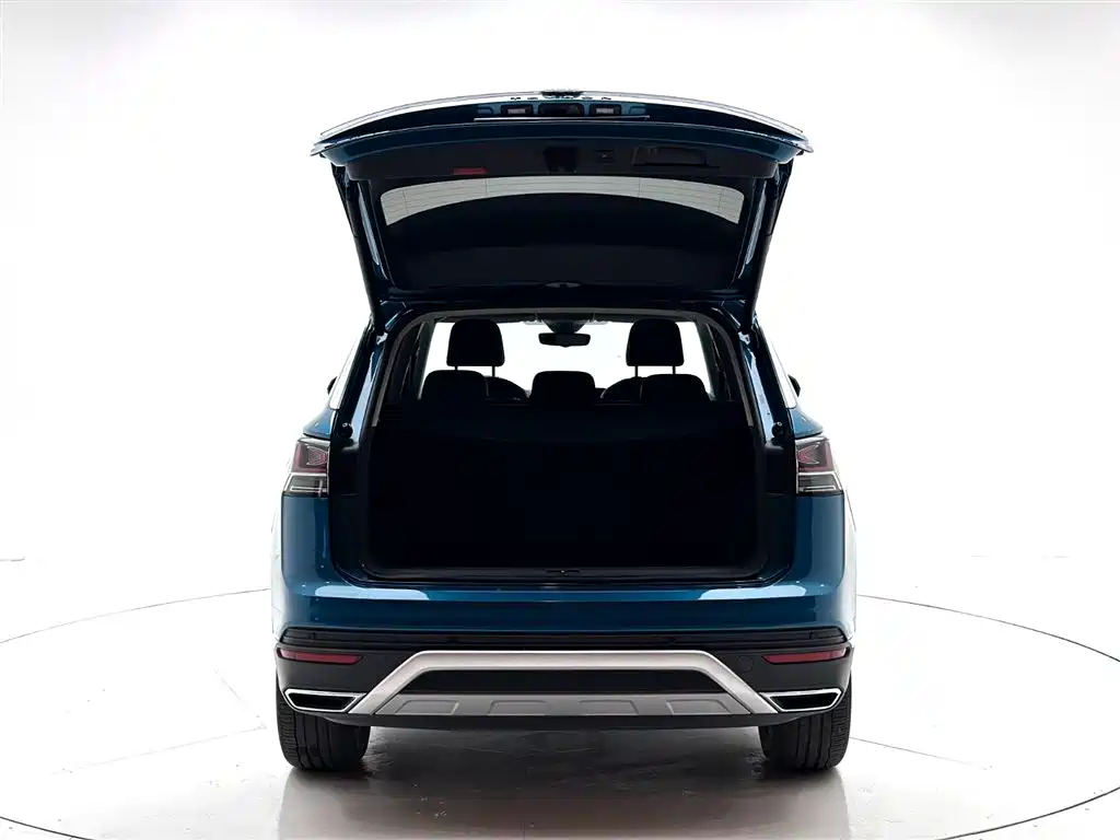 Volkswagen Tayron 2023 280TSI 2WD Luxury Plus Advanced Edition фото 8