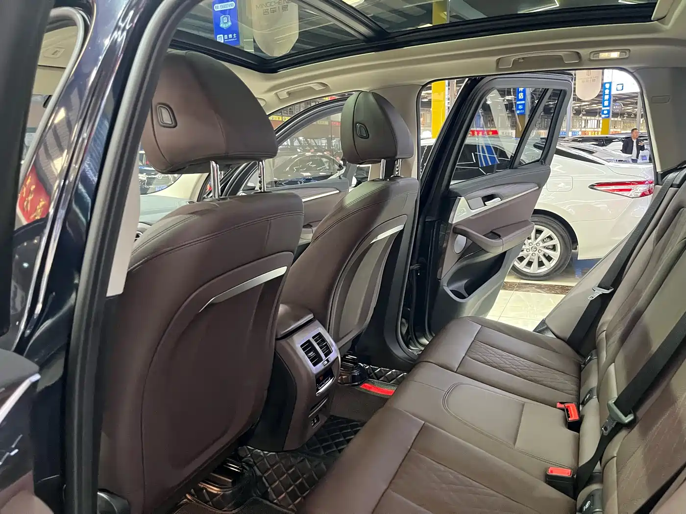 BMW X3 2023 xDrive30i Leading M Night Package фото 16