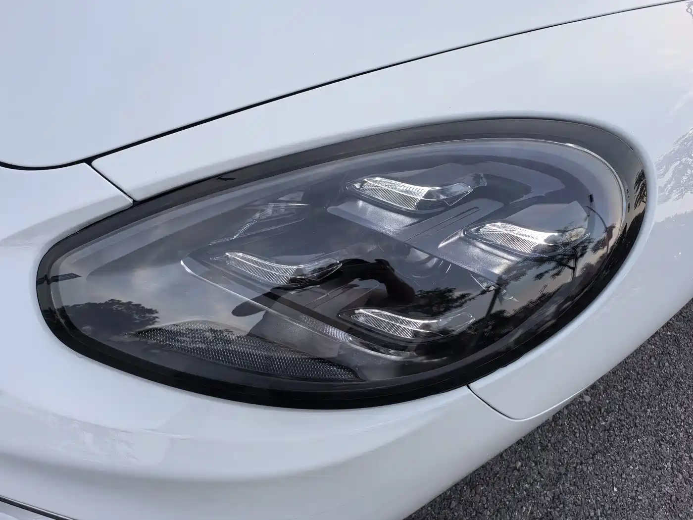 صورة 15 - Porsche Panamera