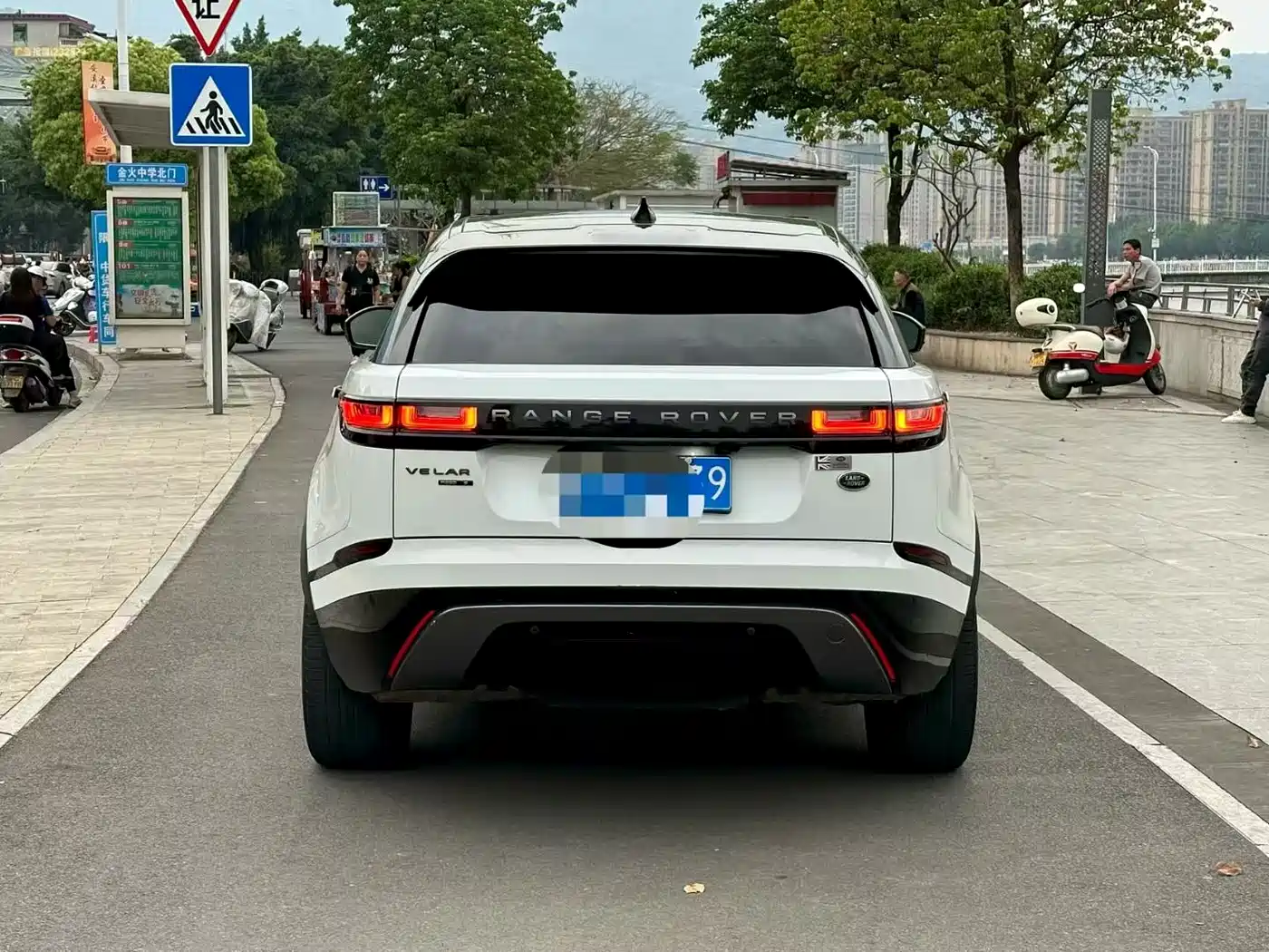 Land Rover Range Rover Velar 2020 P250 R-DYNAMIC S фото 4