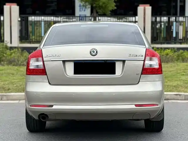 Škoda Octavia 2013 2.0L Automatic Elite Edition фото 8