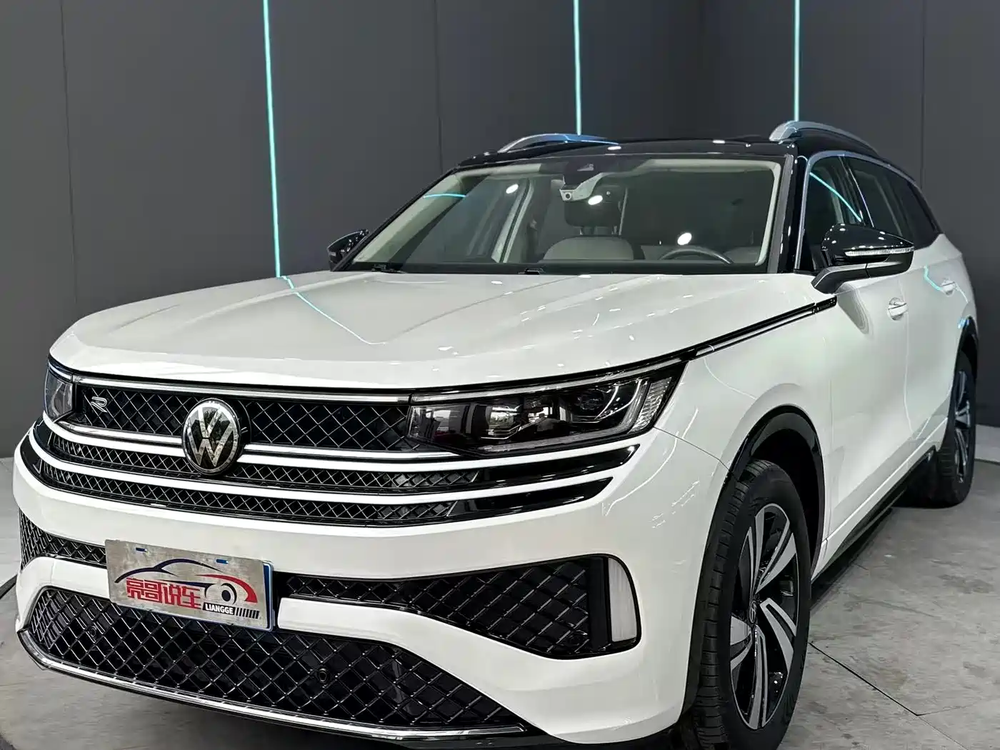 Volkswagen Talagon 2023 380TSI 4WD R-Line Touring Edition