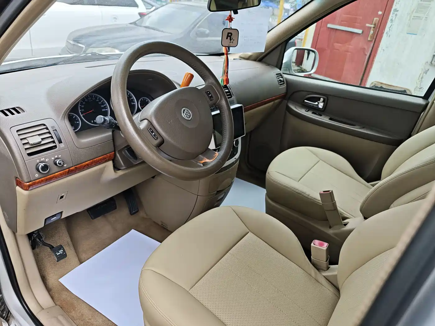 Buick GL8 2010 2011 2.4L LT Executive Edition