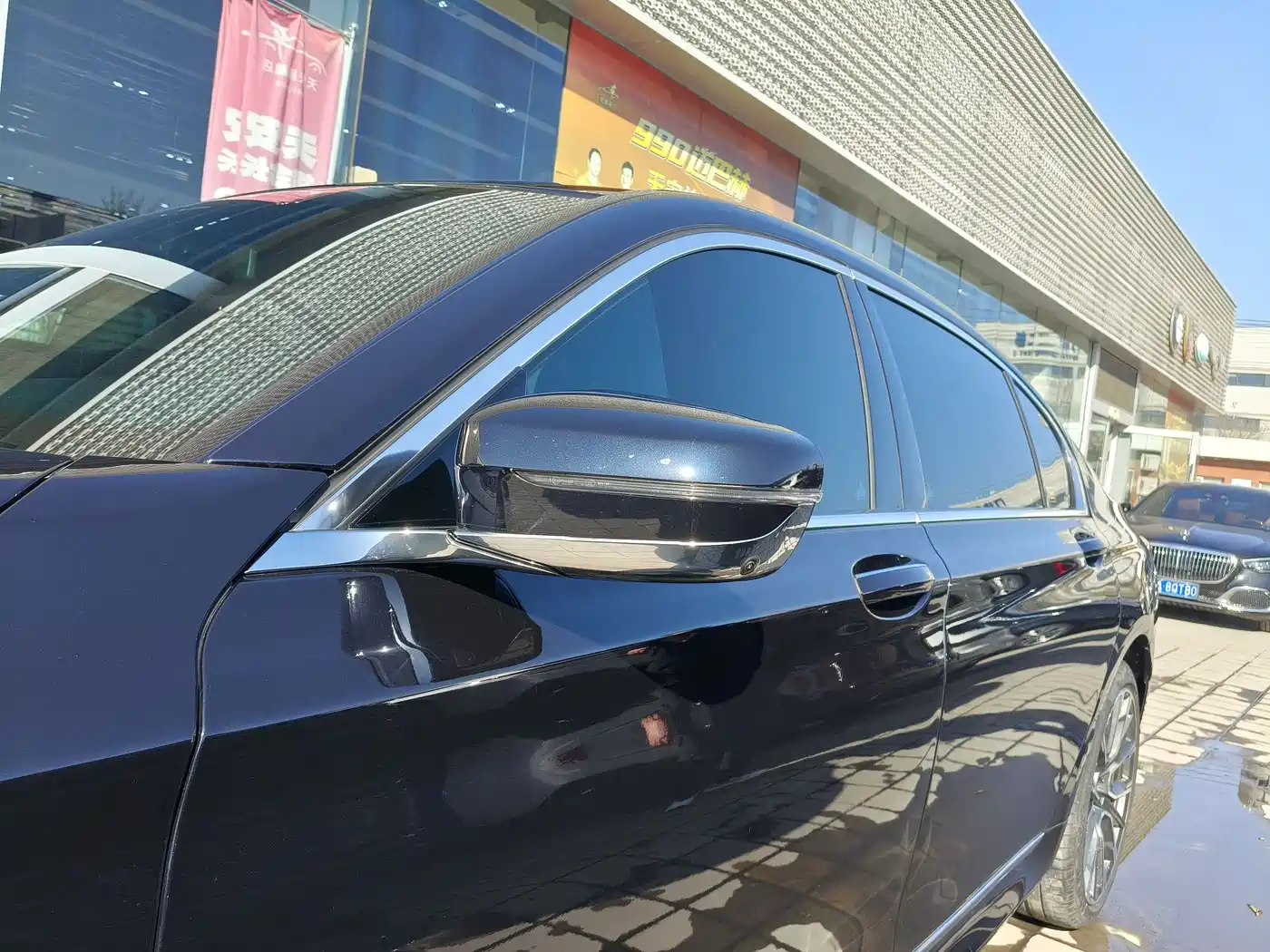 BMW 7 Series 2021 Model 740Li Leading M Sport Package фото 5
