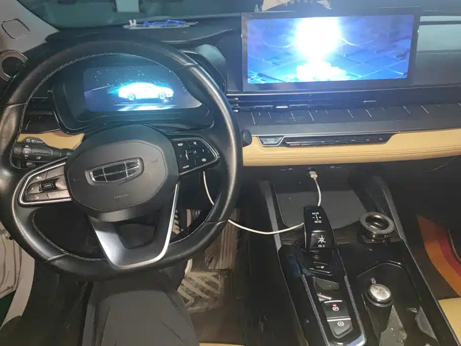 Geely Emgrand L HiP 2024 2024 Model Soaring Dragon Edition 1.5TD-DHT Pro 100KM Excellence Type