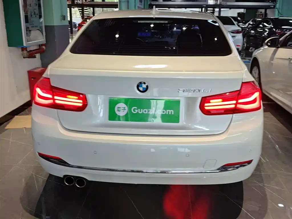BMW 3 Series 2017 320Li Fashion фото 6