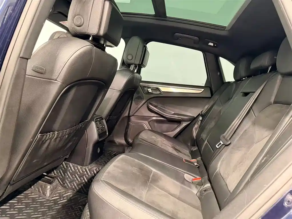 Porsche Macan 2018 Macan 2.0T фото 14