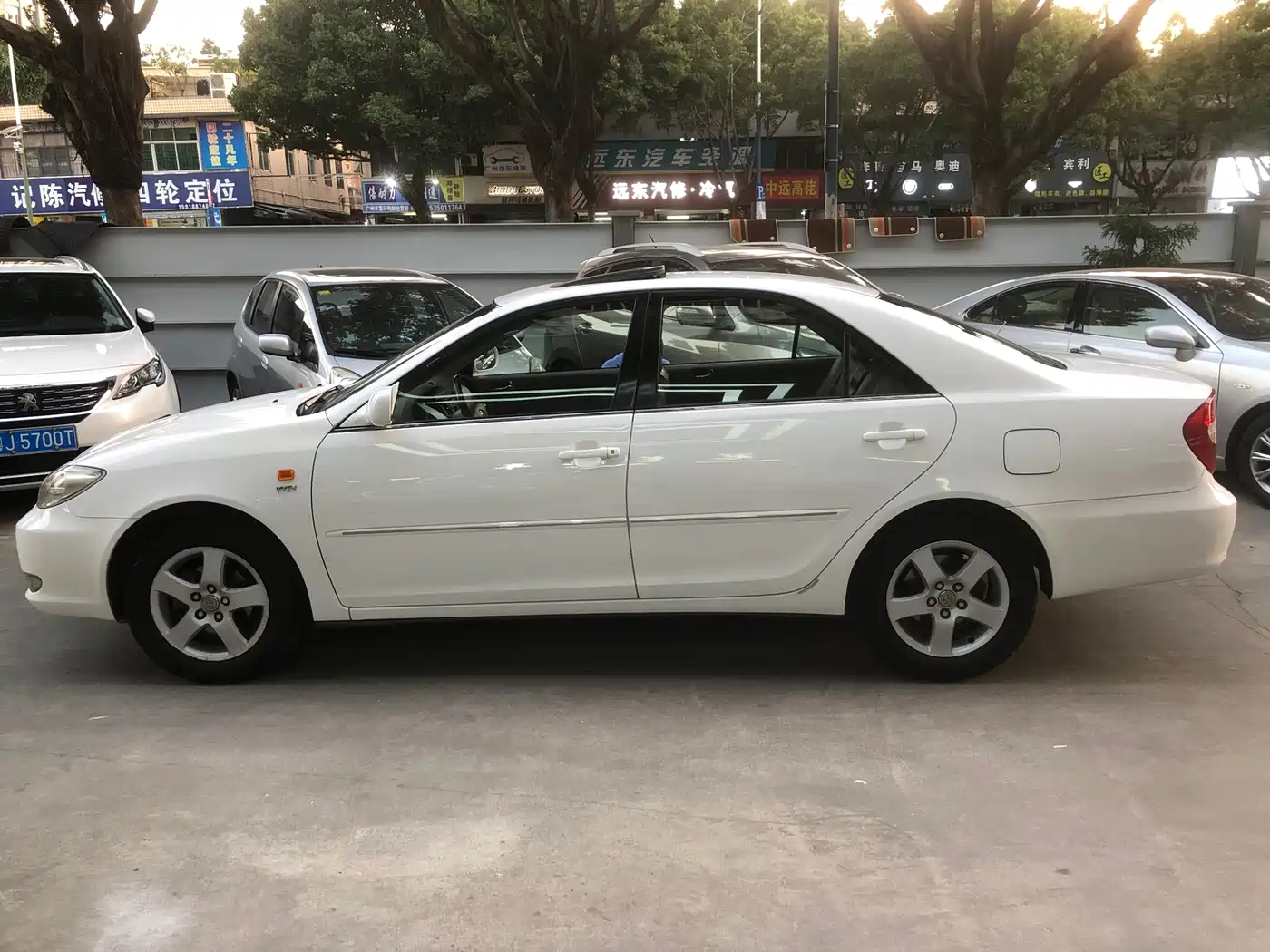 Toyota фото 3