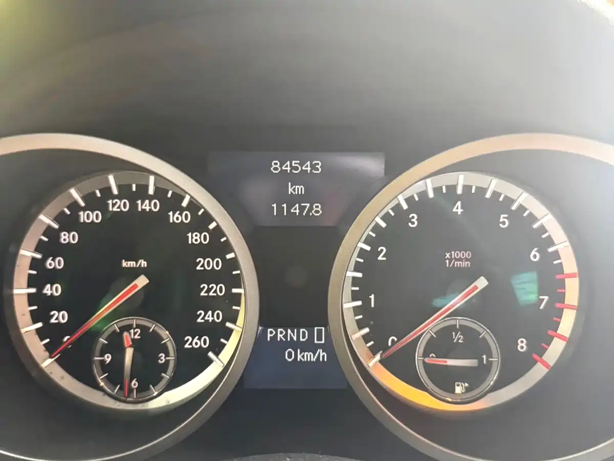 Mercedes-Benz SLK-Class 2010 Model SLK 300 Grand Edition фото 4