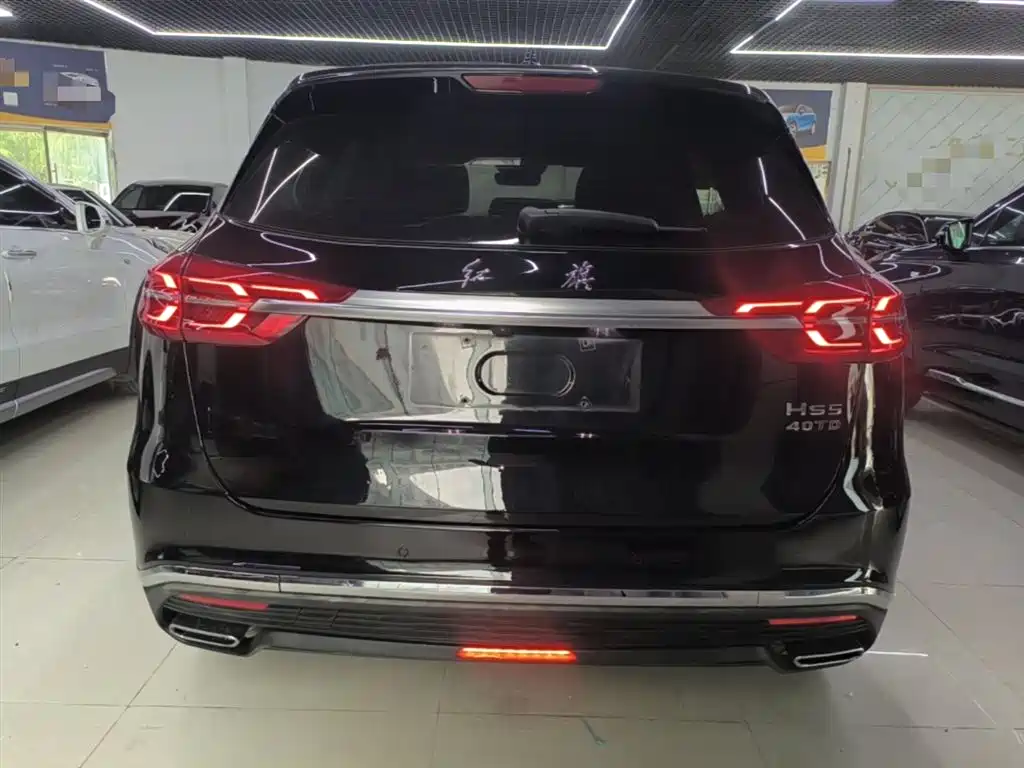 Hongqi HS5 2022 Facelift 2.0T Smart Flag Enjoyment Edition фото 6