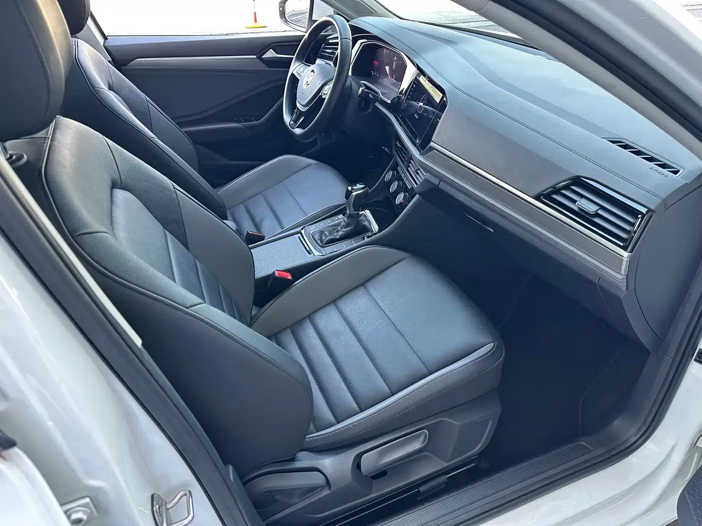 Volkswagen Sagitar, миниатюра 24