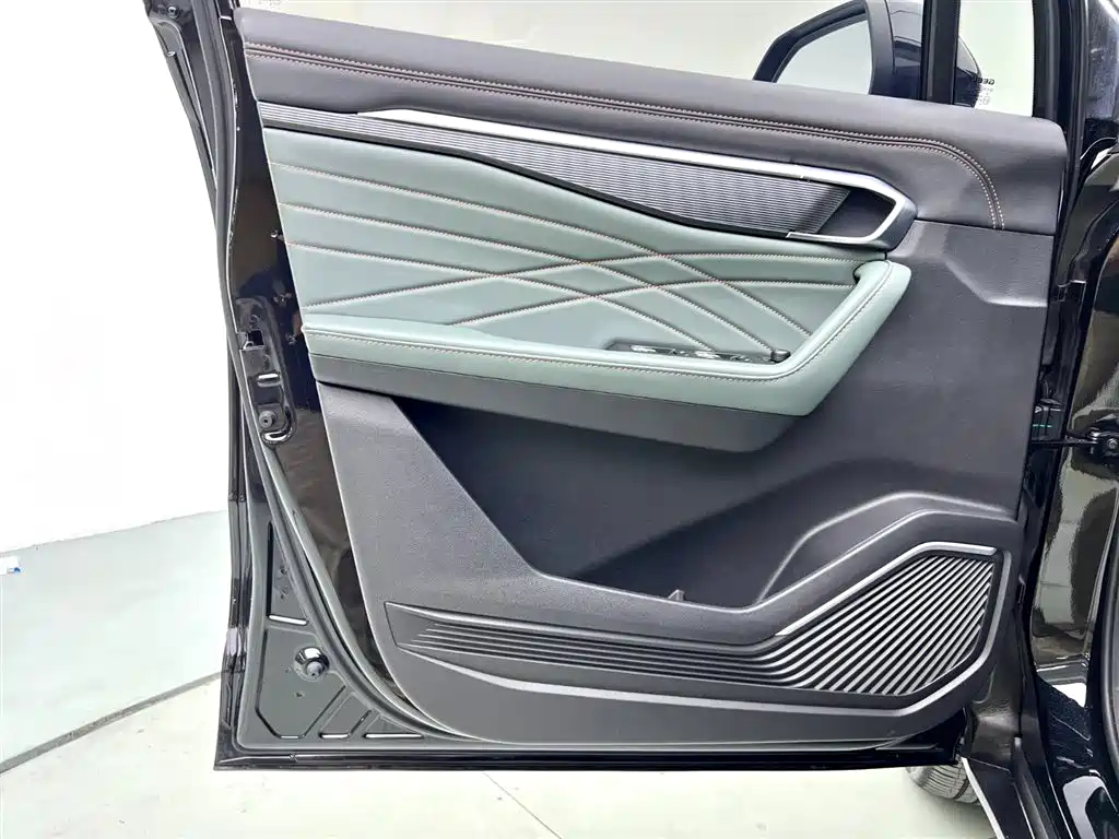 GEELY AUTOMOBILE HAOYUE L