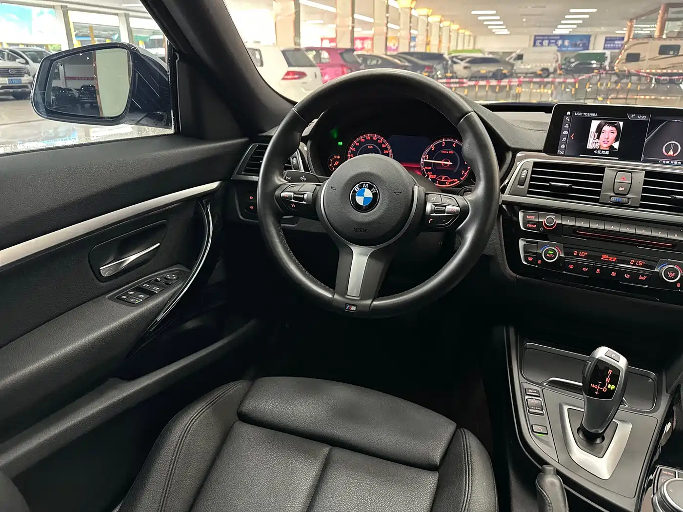 BMW 3 Series GT 2020 320i M Sport Package фото 13
