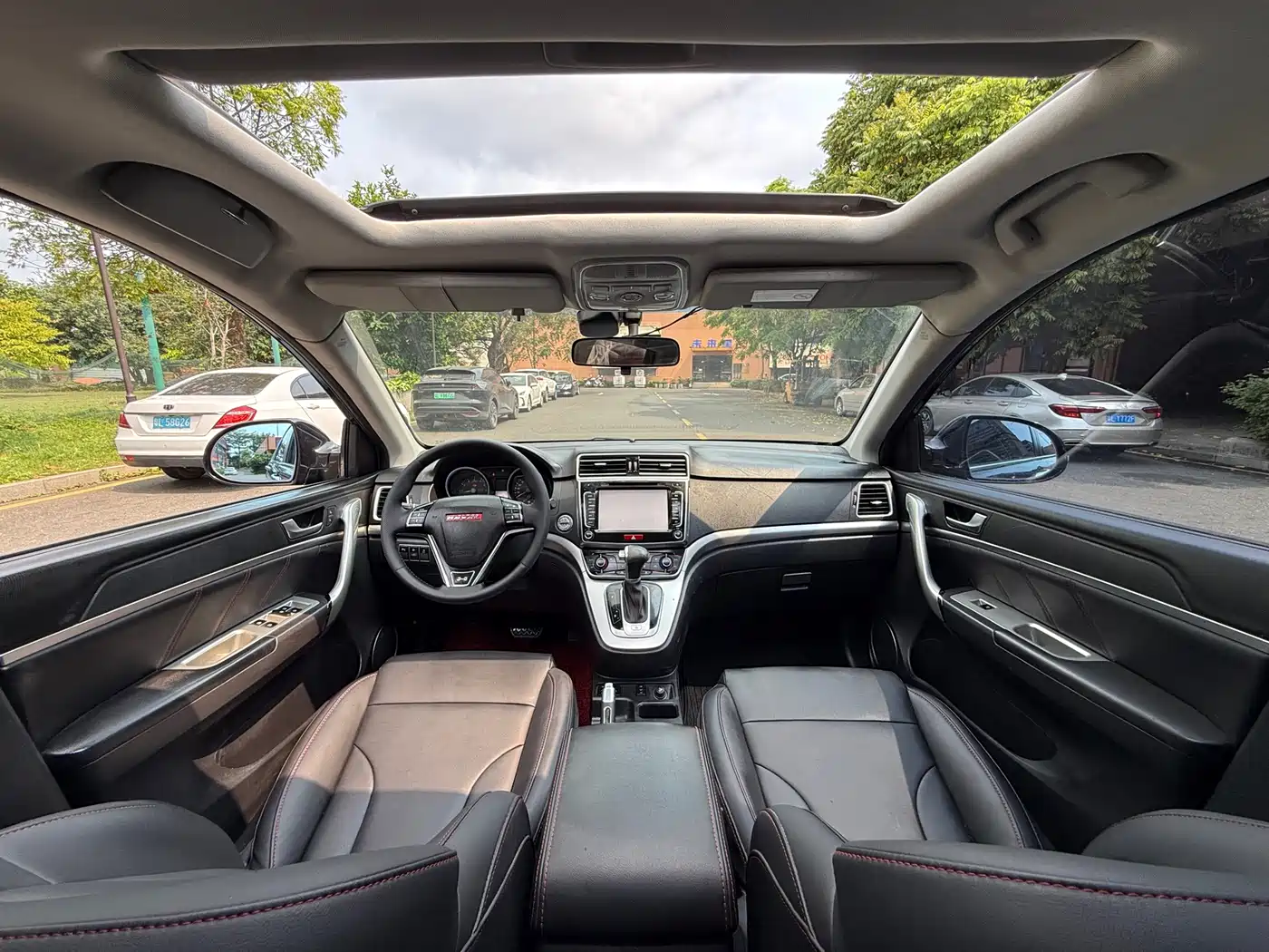 Haval H6 2015 Sport 1.5T Automatic 2WD Luxury фото 15