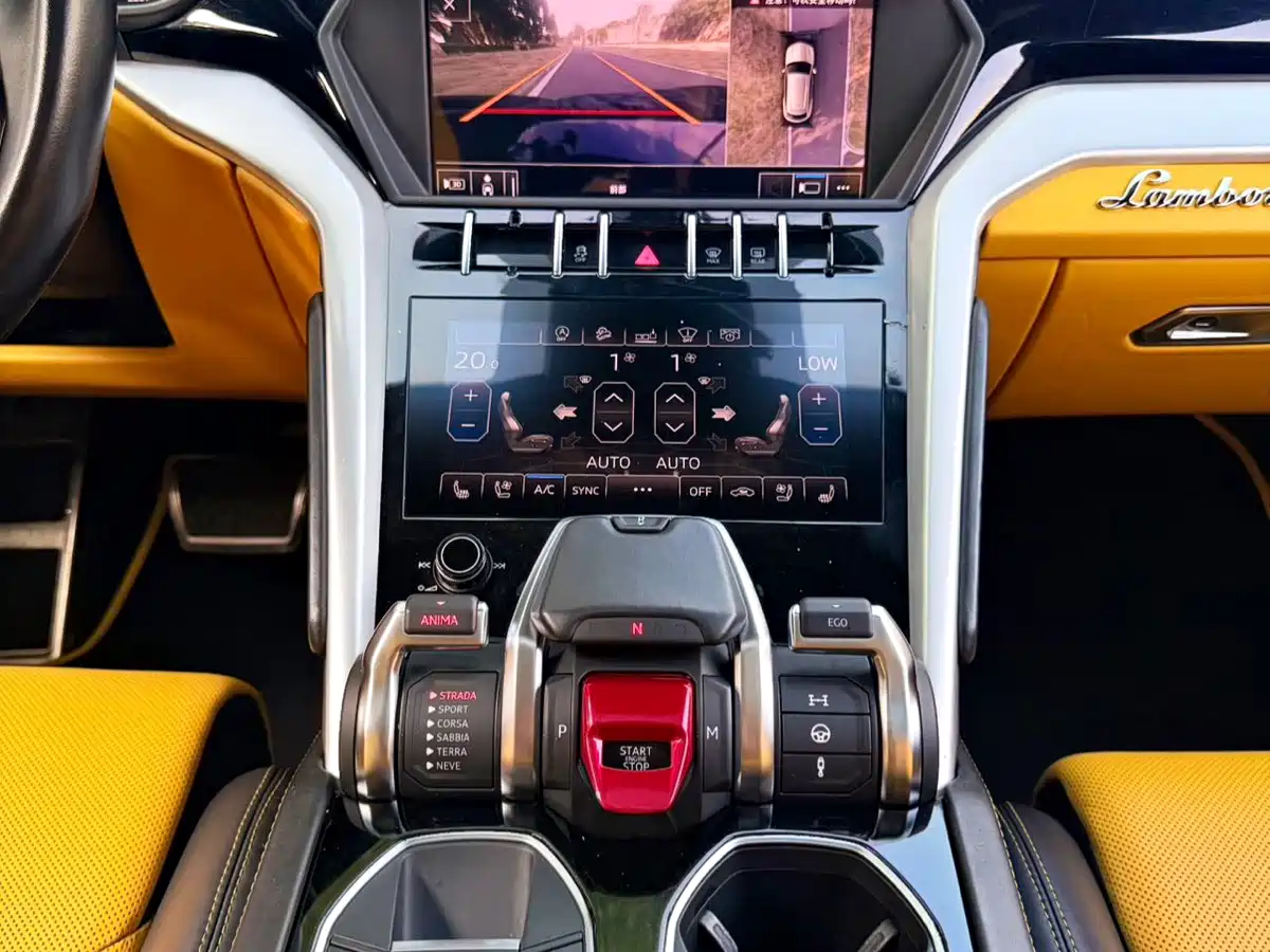Фото 7 - Lamborghini Urus