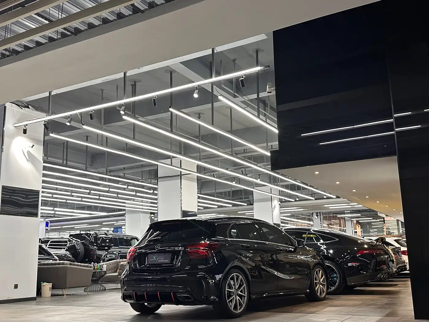 Mercedes-Benz A-Class AMG (Import) 2017 Facelift AMG A 45 4MATIC фото 16