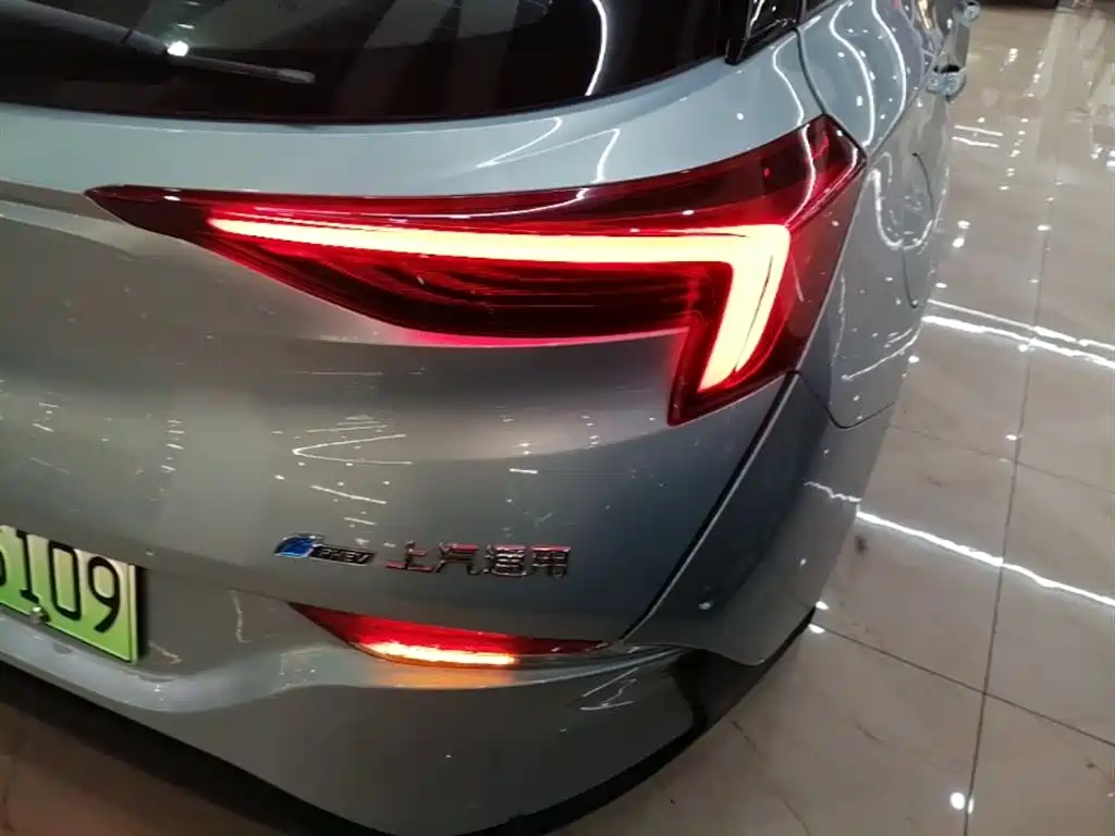 BUICK SLIGHTLY BLUE 6