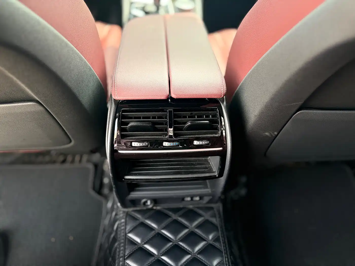 BMW 5 Series 2022 525Li M Sport Package фото 16