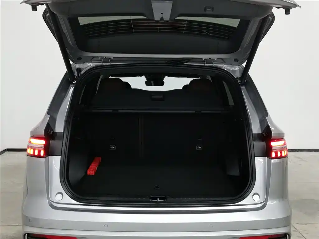 GEELY AUTOMOBILE XINGYUE L